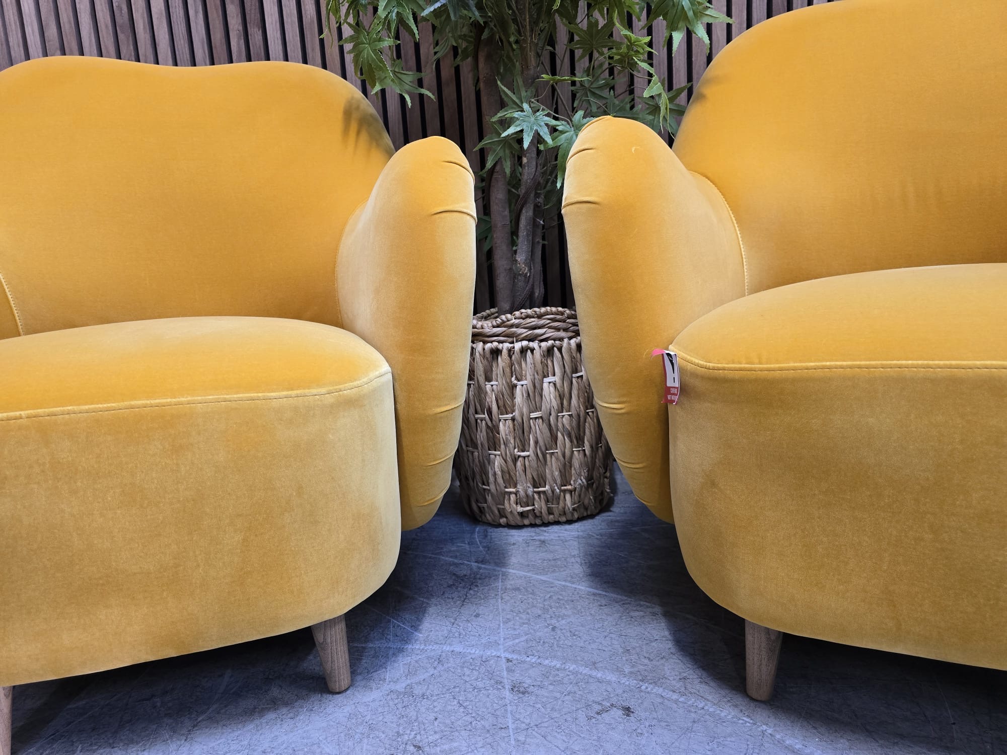 98634d90-958c-4fed-bce6-8522523c0f67