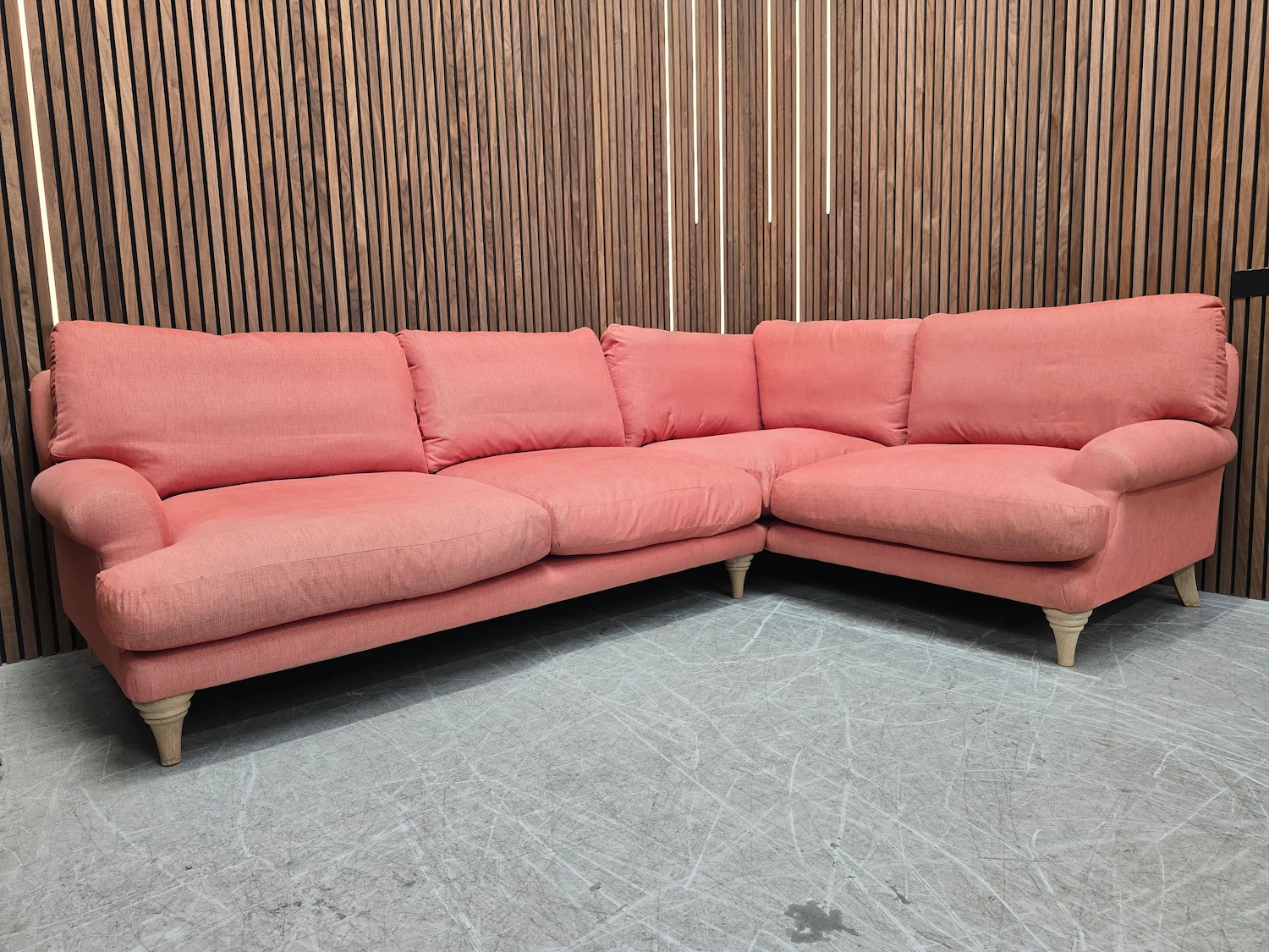 loaf dawdler right hand facing corner sofa in autumn leaves twill