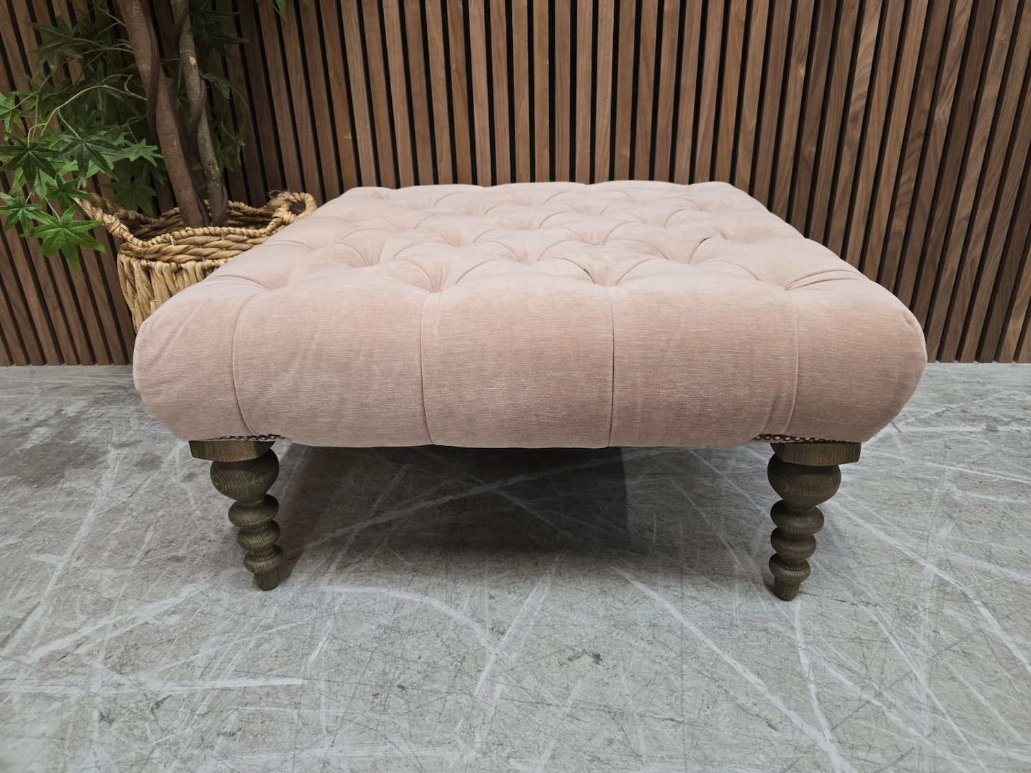 valentin medium square buttoned footstool in pink