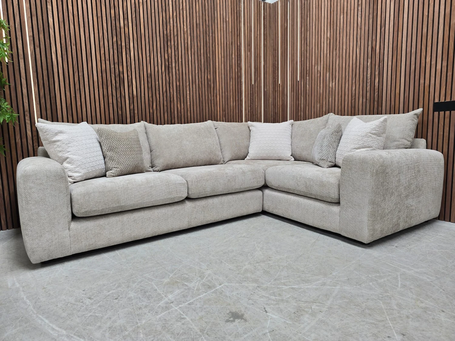 Lola corner sofa in cookie cosy weave