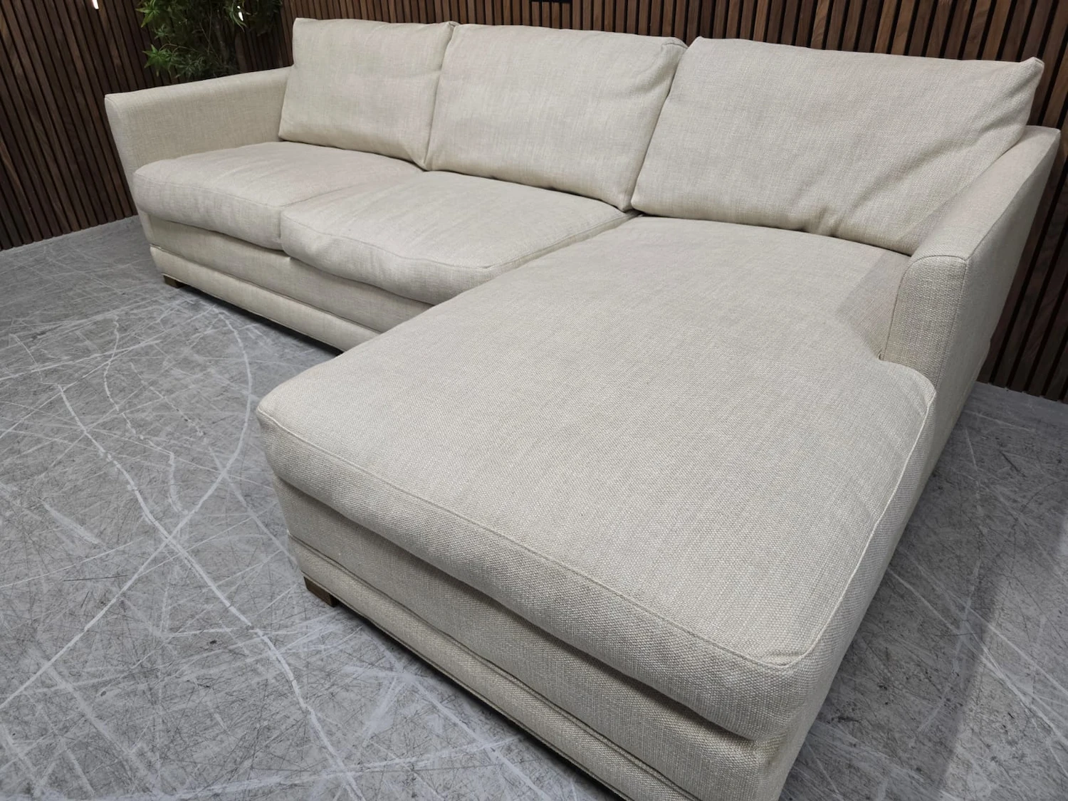 picture of the chaise seat cushion