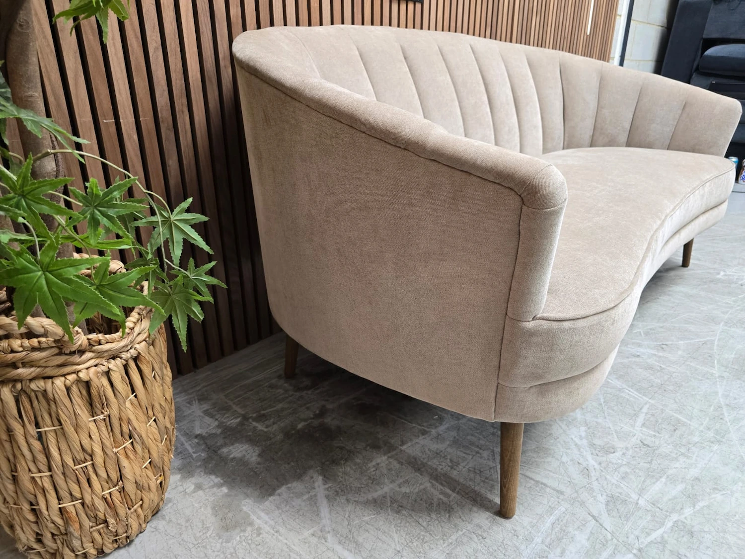 picture of the left arm on the harper sofa in doe