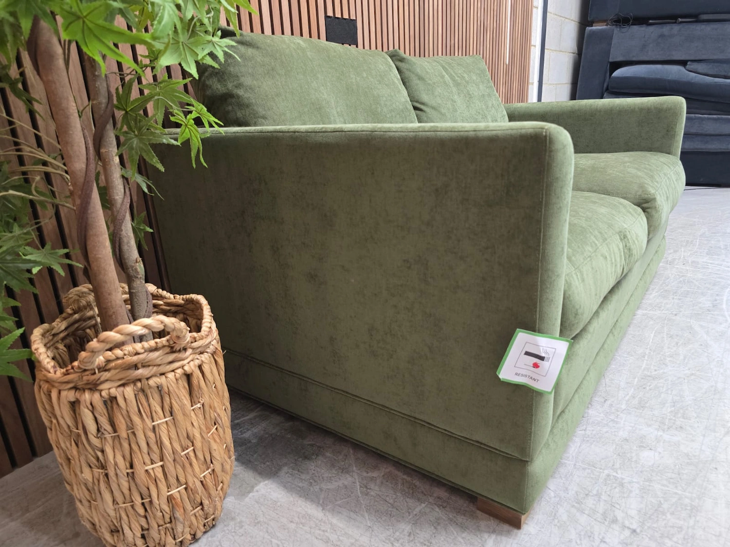 photo of the left arm aissa sofa bed in hummingbird