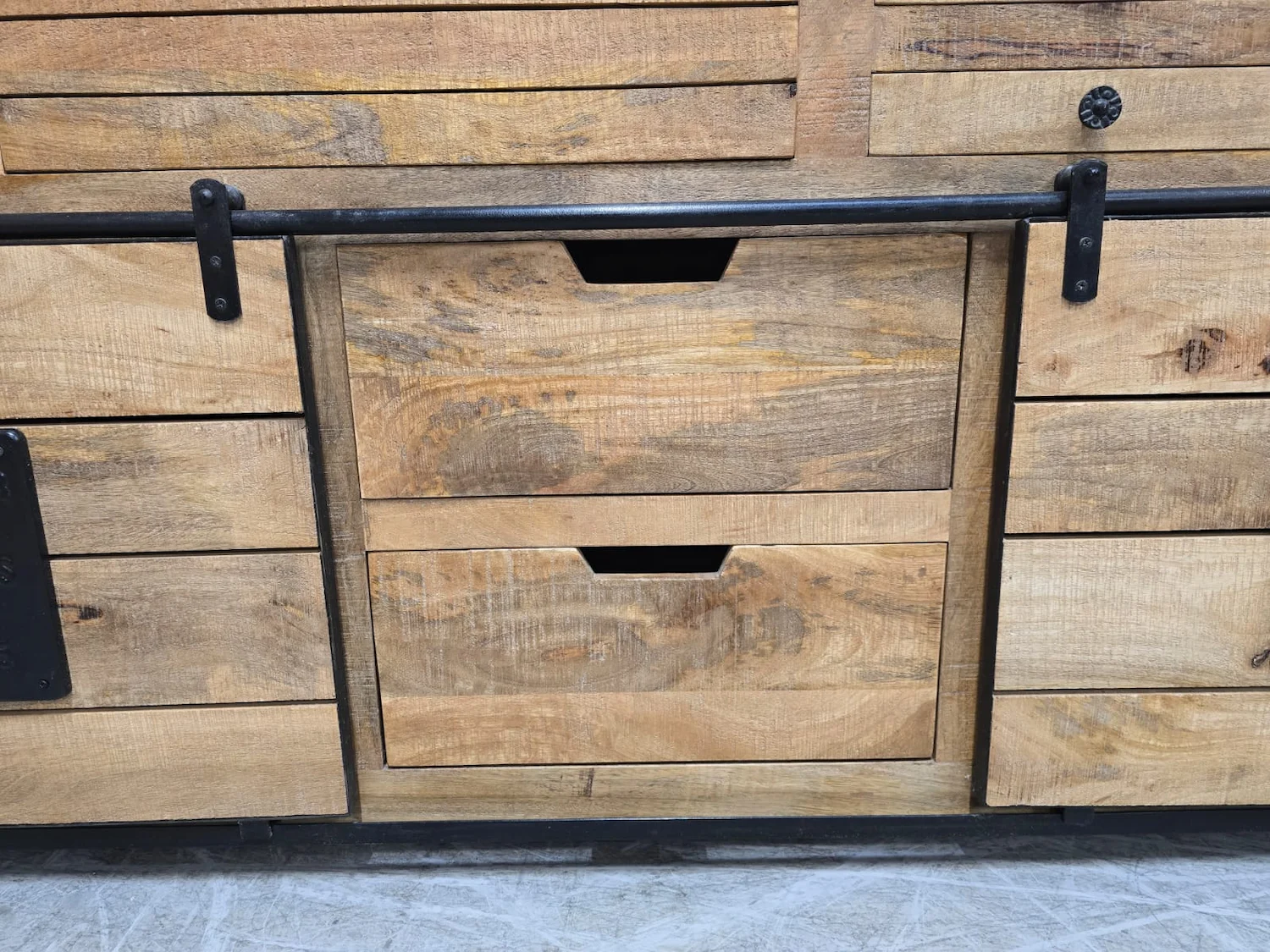 industrial sideboard 8 close up photo of the middle drawers on the sideboard