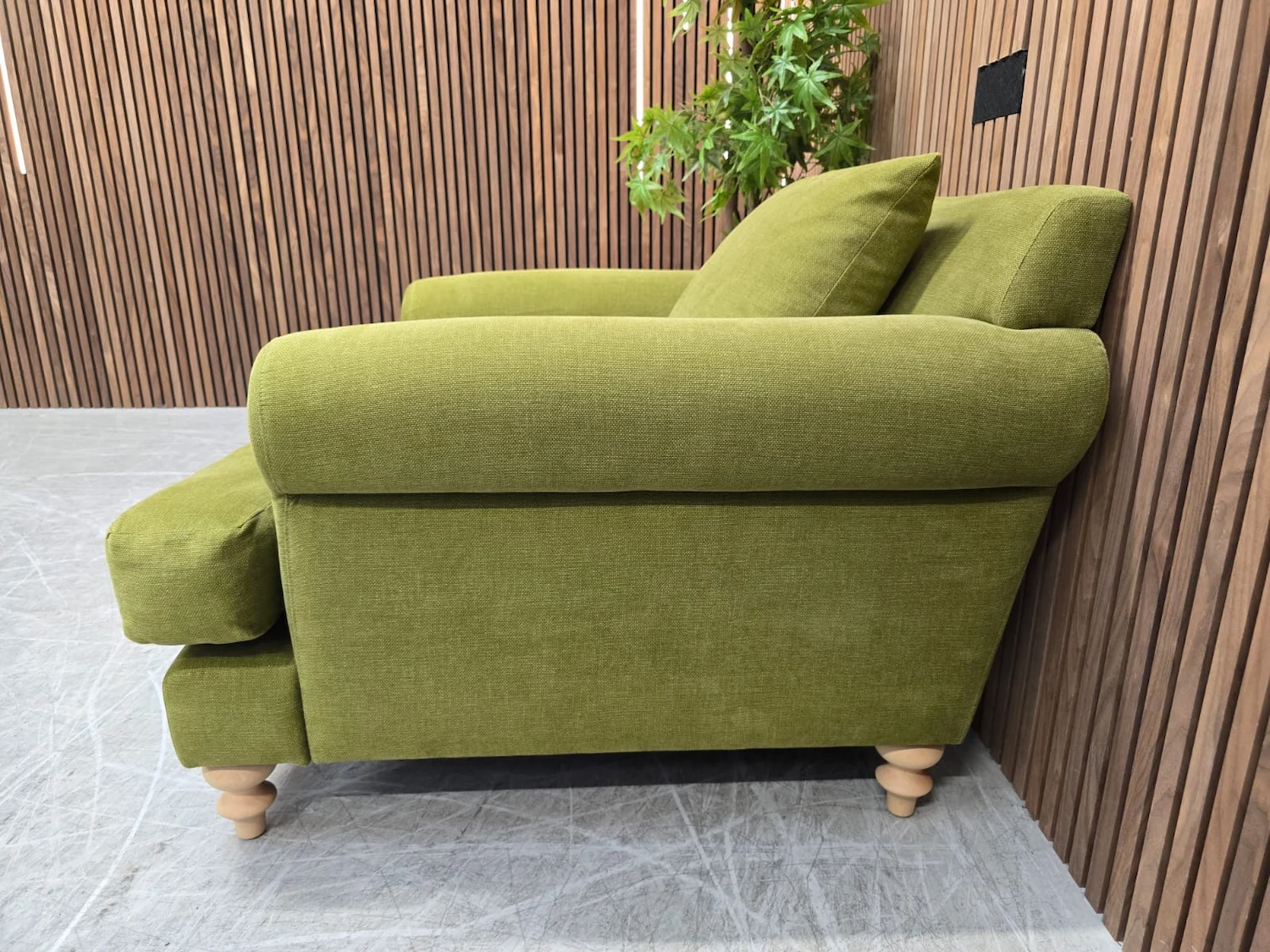 right side photo af the arm detaol on the teddy armchair