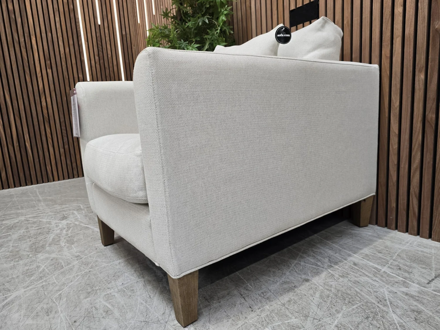 right side arm profile on the izzy chair