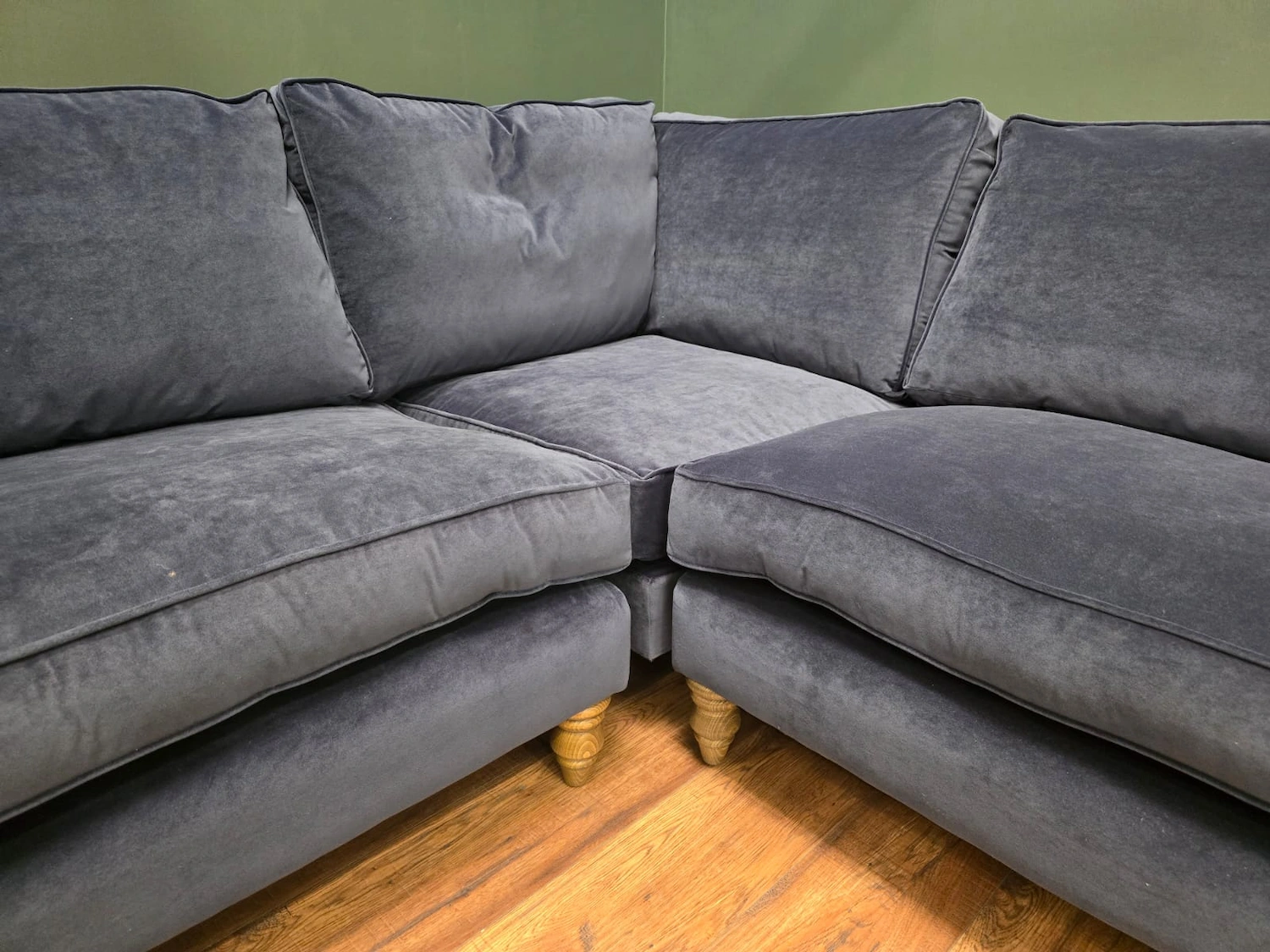 Bluebell corner sofa in harbour Clever Velvet 6