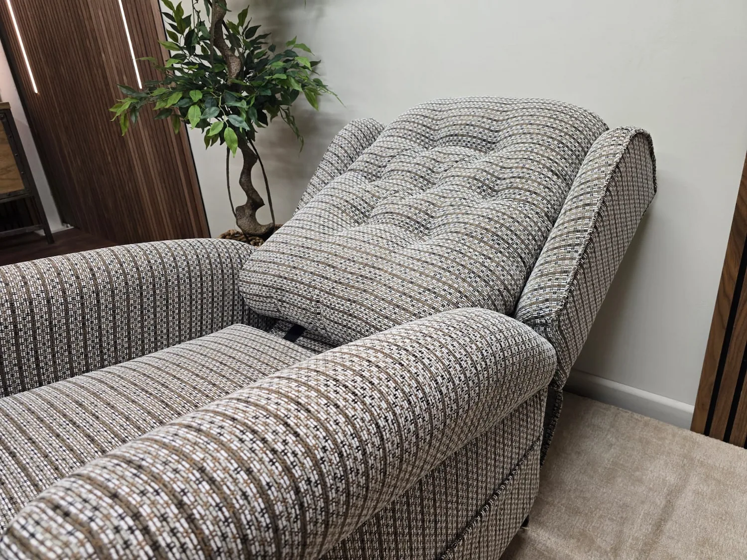 Sienna rise and Recline electric armchair in Mink 11