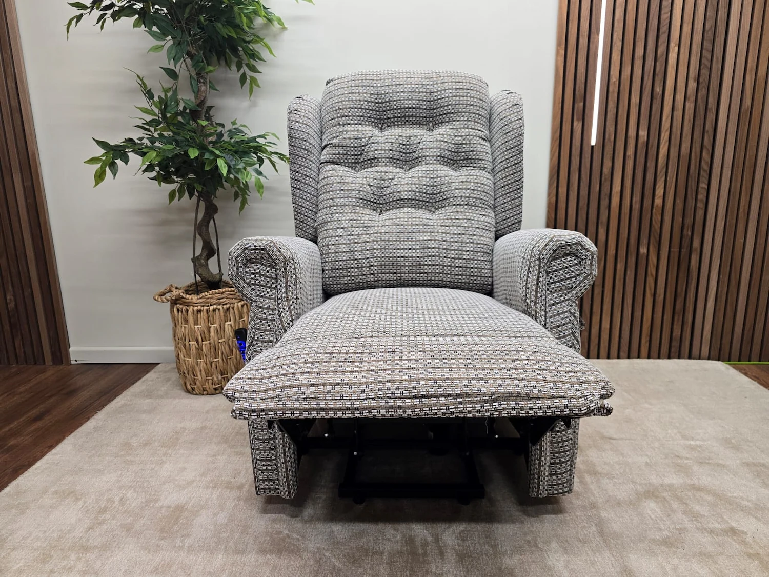 Sienna rise and Recline electric armchair in Mink 9