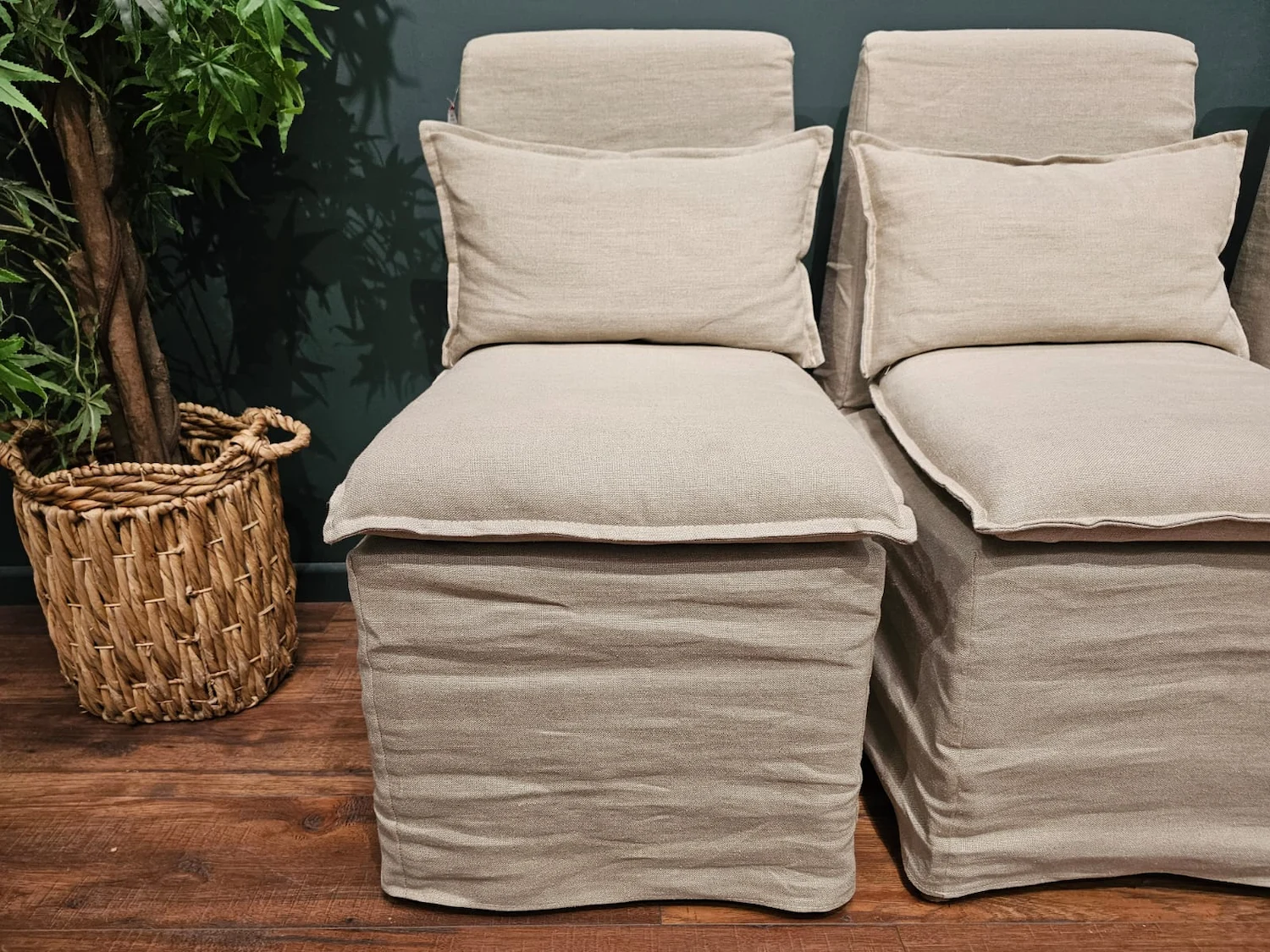 5x Anders scandi dining chairs 11